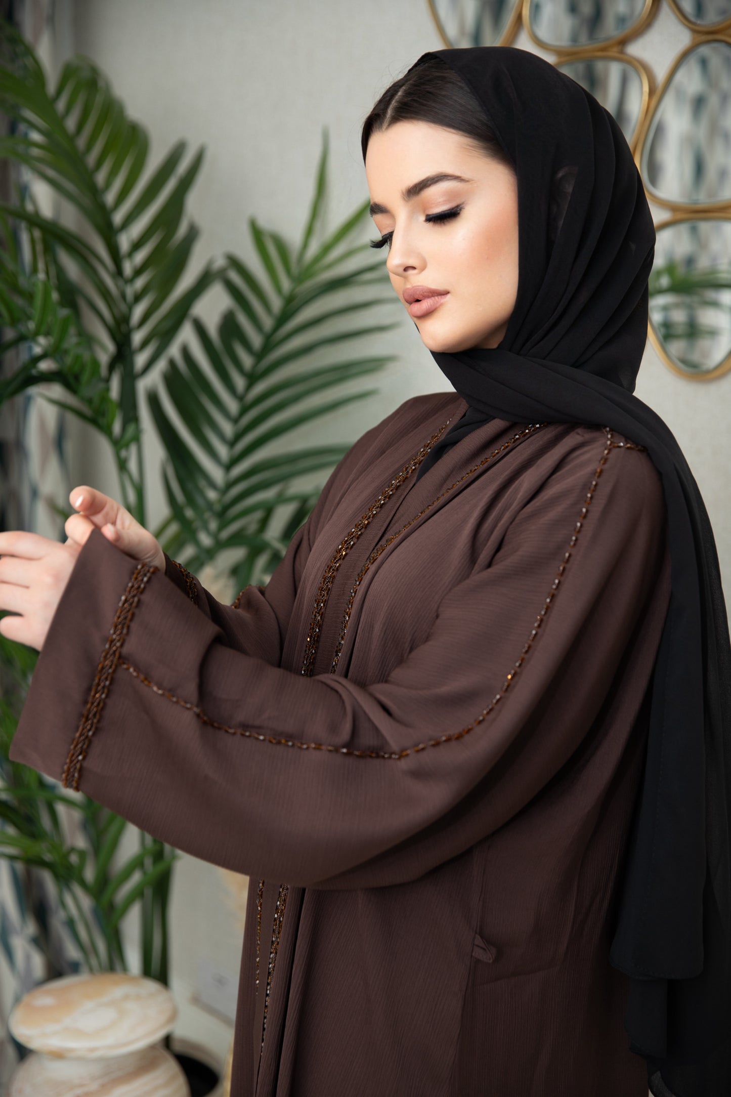 Frazeen abaya