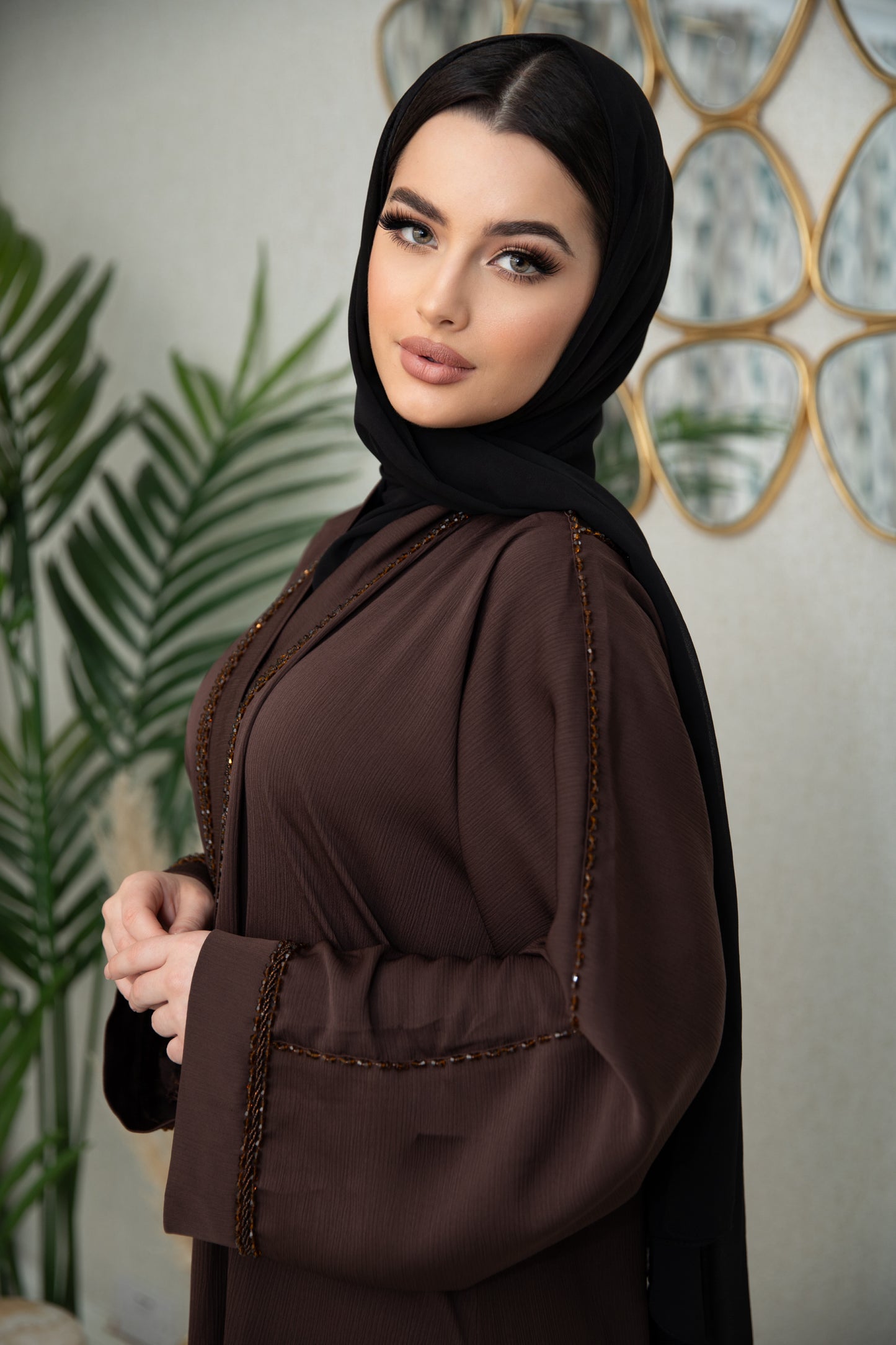 Frazeen abaya